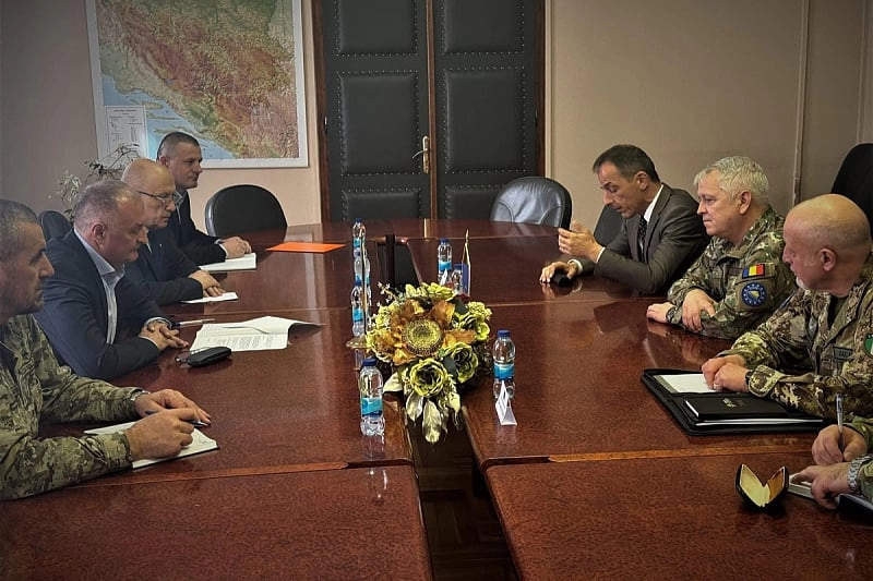 Ministar Helez s europarlamentarcima: Tražimo pojačanje snaga EUFOR-a